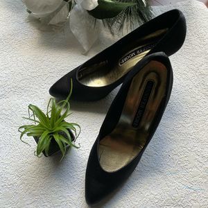 Jennifer Moore Black Heel Shoes Size 7.5M